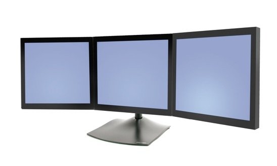 How to switch between monitors Windows 10