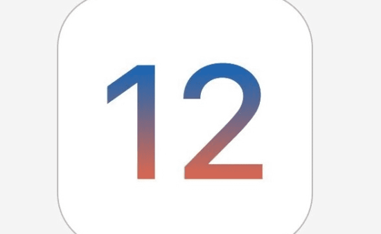 iOS 12 Features - Emojis, Carplay, Group FaceTime, QR code Reader